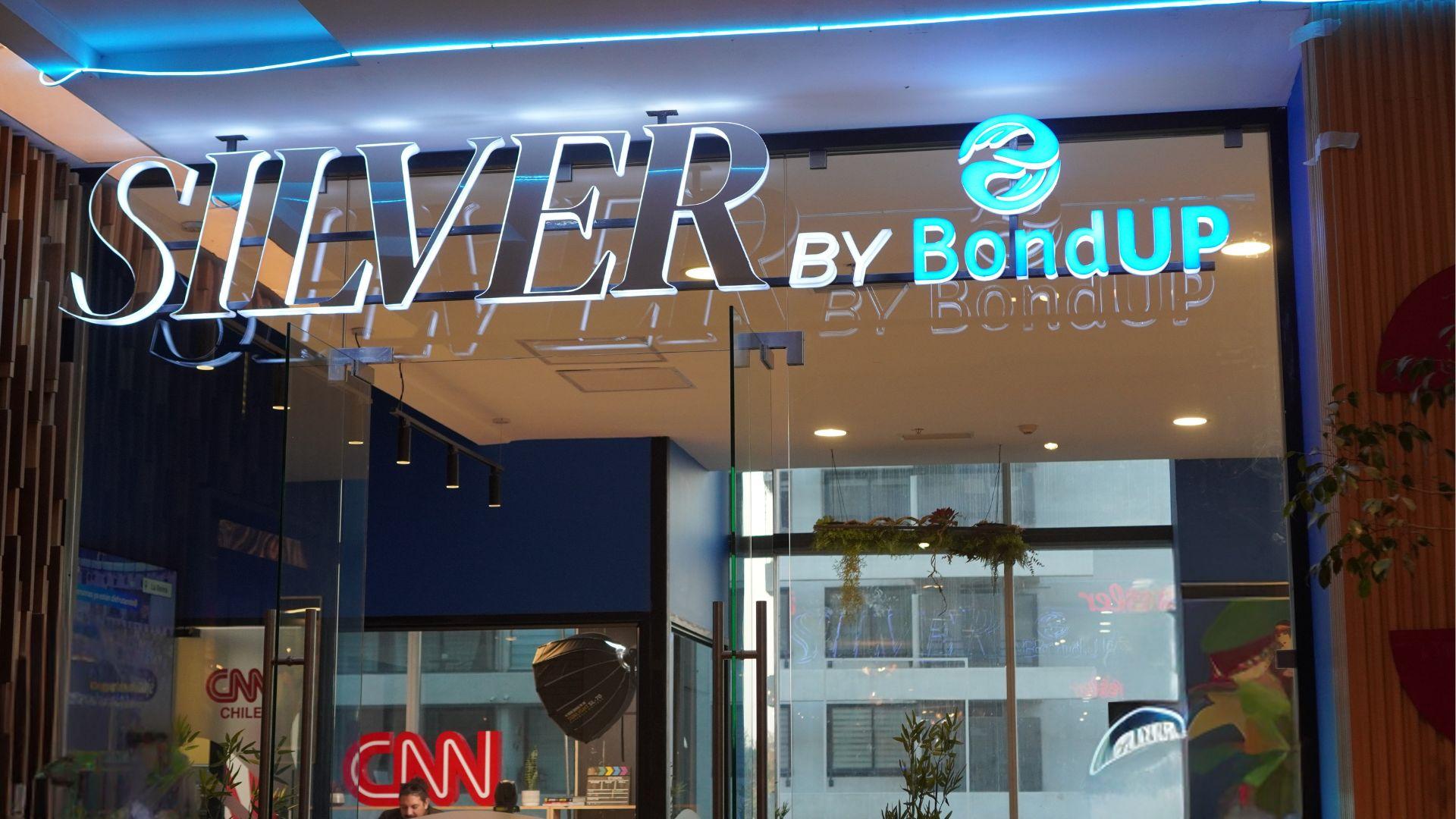 Silver by BondUP: el espacio en Mallplaza Egaña para que las personas +50 se encuentren