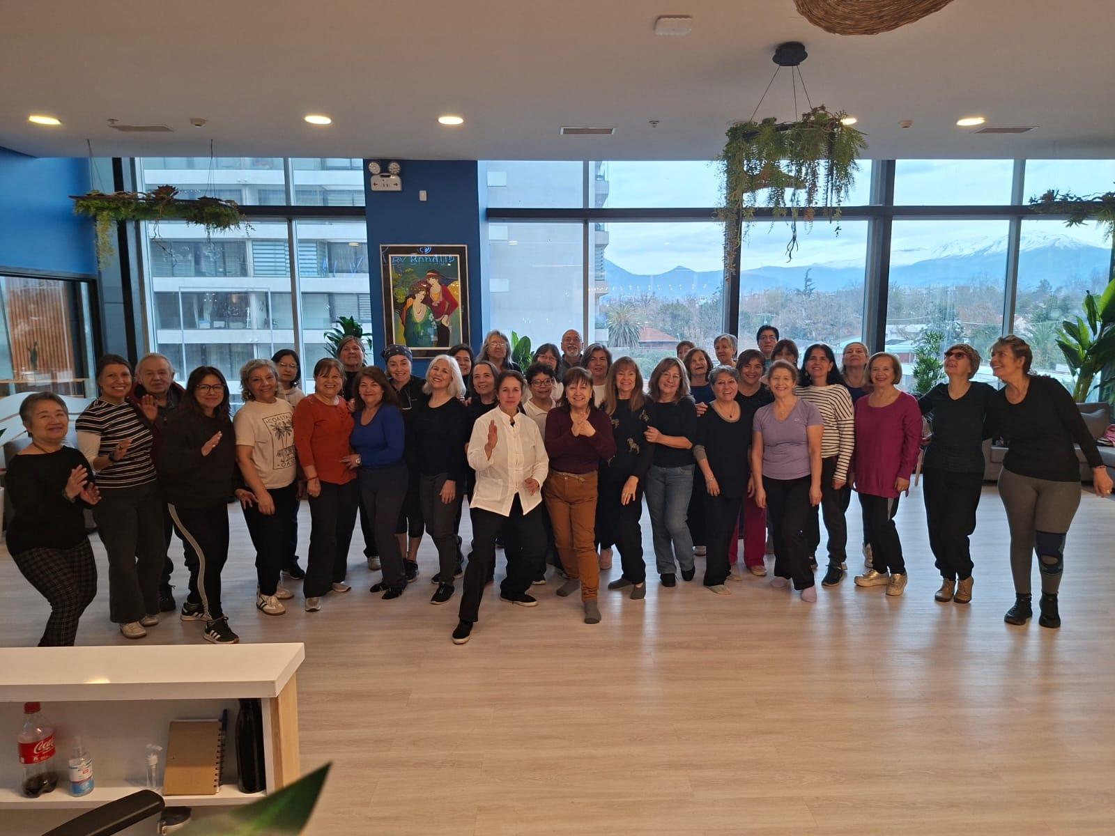 Tai Chi en Chile: qué dice la evidencia y por qué crece entre las personas +50